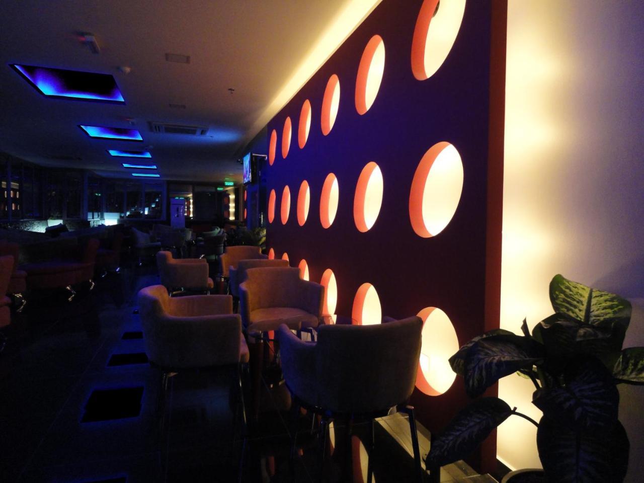 Al Andalus Plaza Hotel Manama Exterior foto